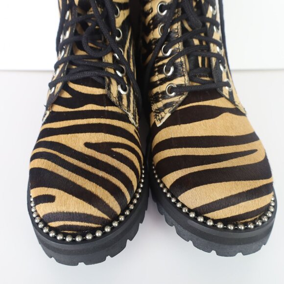 Aqua Women’s Tiger Print Jax Studded Hiker Combat Boots Lace Up Round Toe 5.5 - Picture 3 of 16